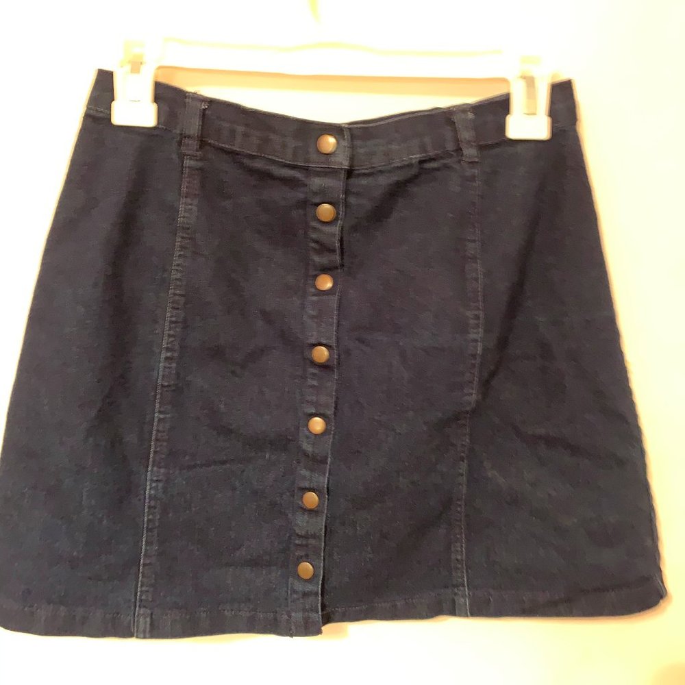 Stretch Button Front dark wash skirt